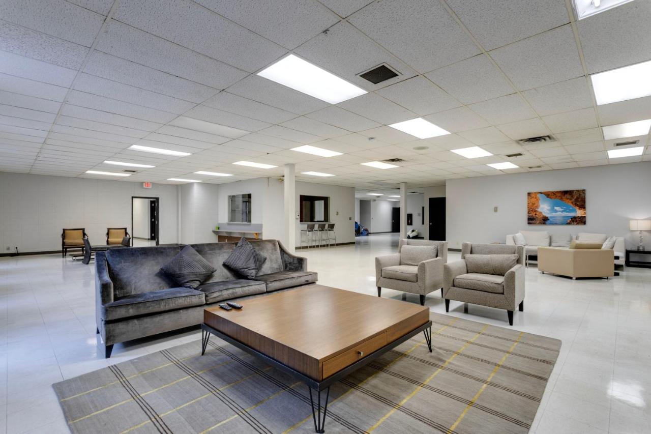 Calgary Connect Vandrarhem Exteriör bild